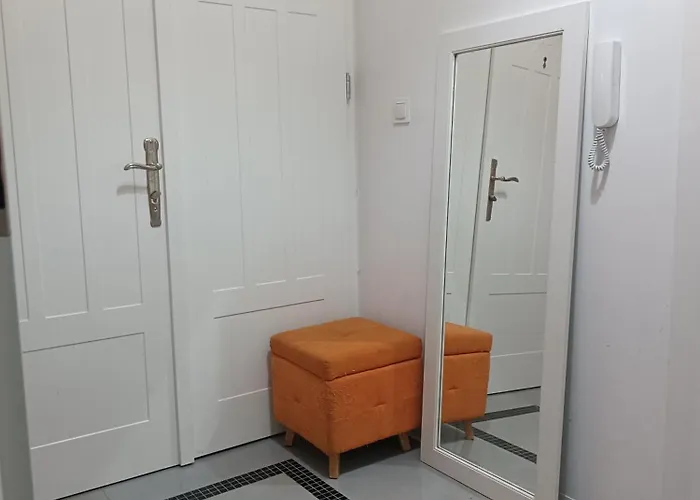 Wierzbiecice 30 Swietna Lokalizacja Апартаменты *